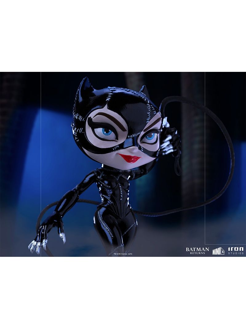 Batman Returns Catwoman Iron Studios