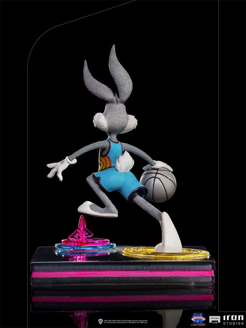 Space Jam 2: A New Legacy LeBron James 1:10 Scale Statue