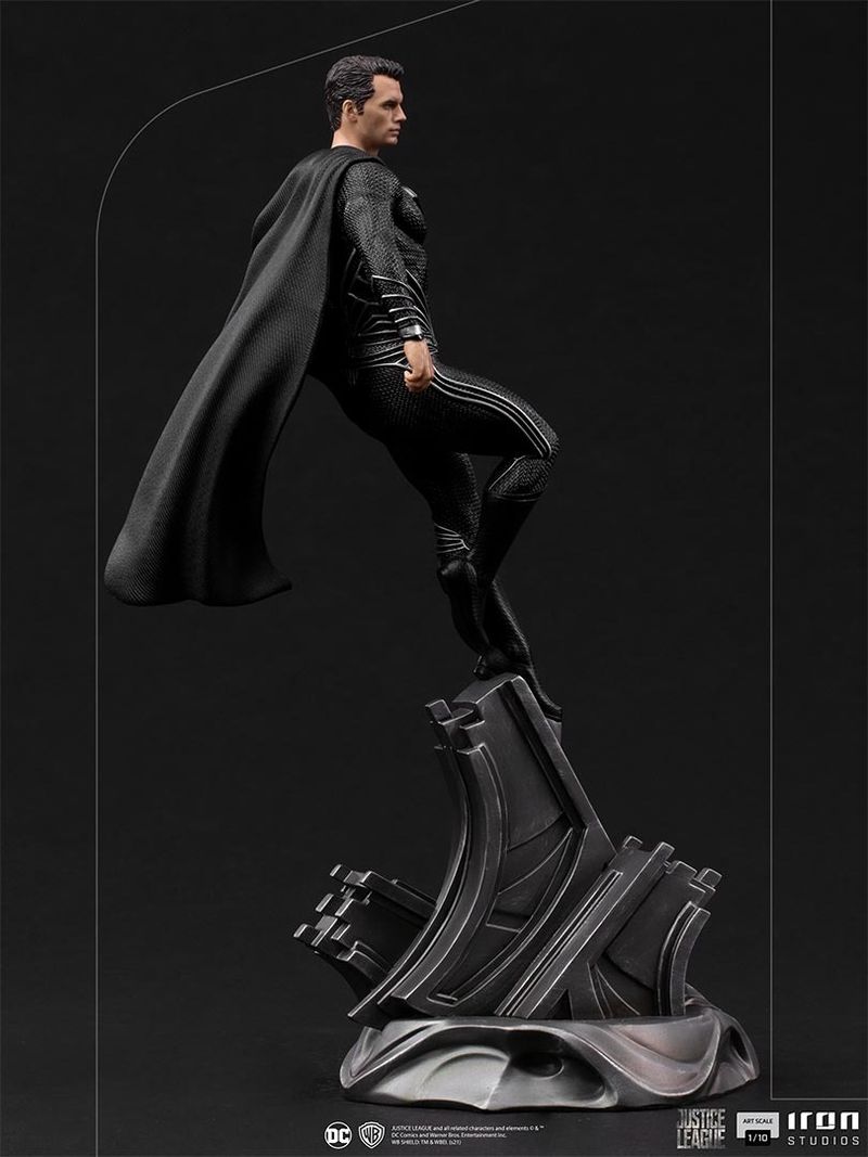 Iron Studios Zack Snyder's Justice League Statuette 1/10 Art Scale Superman Black Suit 30 cm 
