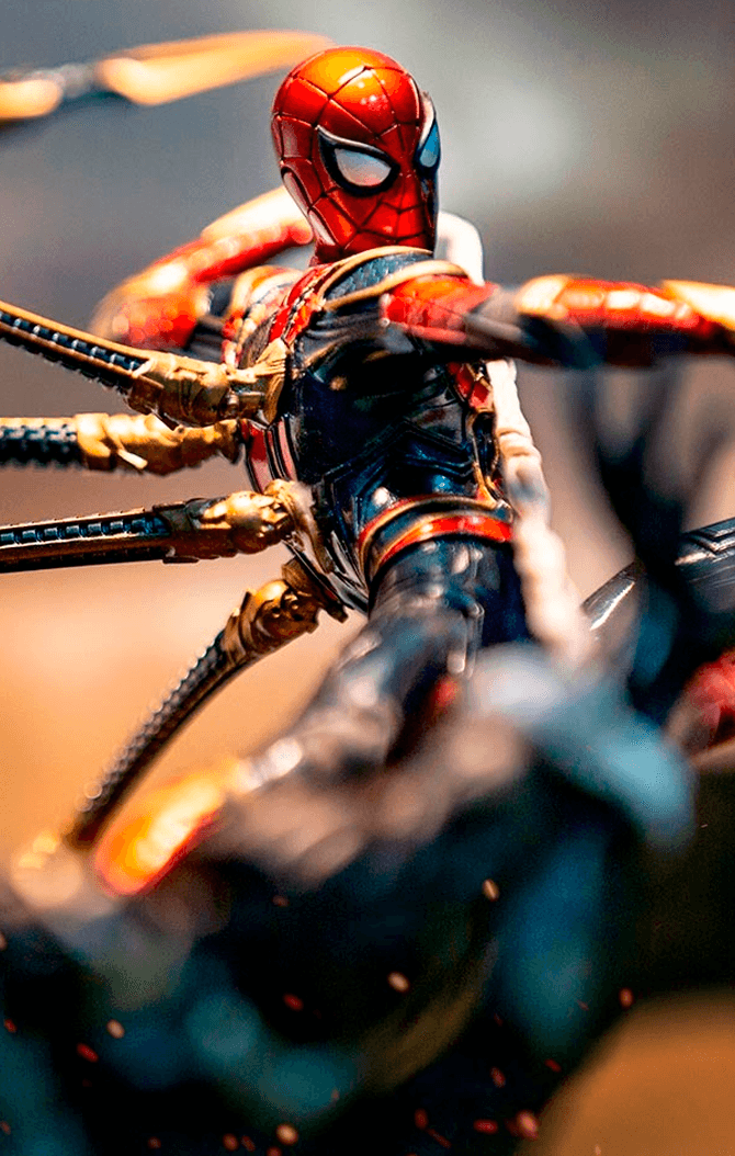 Statue Iron Spider Vs Outrider - Avengers: Endgame - BDS Art Scale 