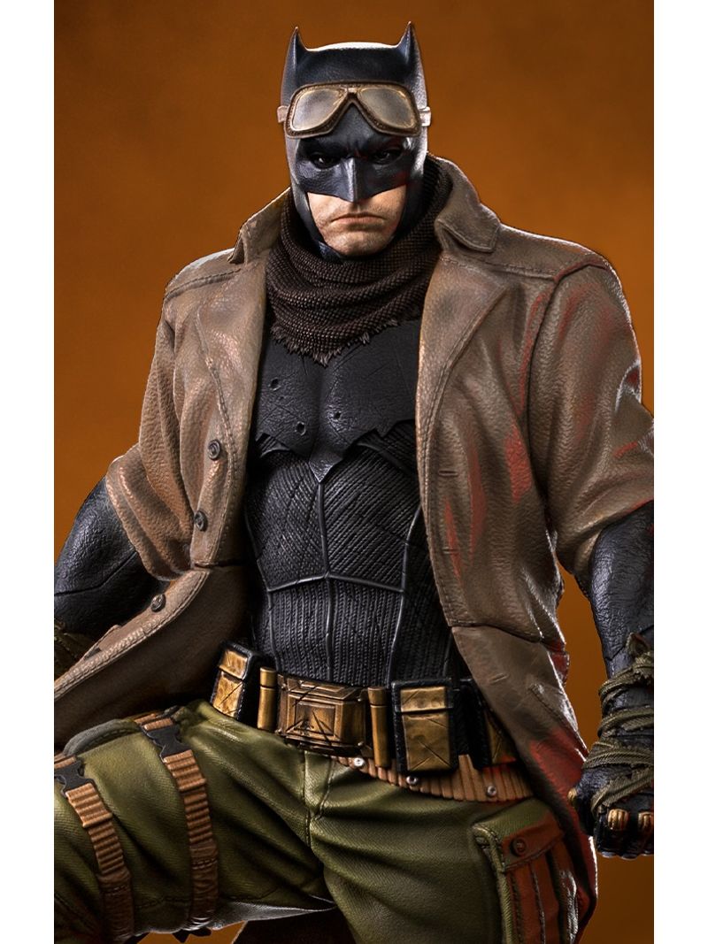 Statue Batman Knightmare 1/4 - Zack Snyder`s Justice League - Legacy  Replica - Iron Studios