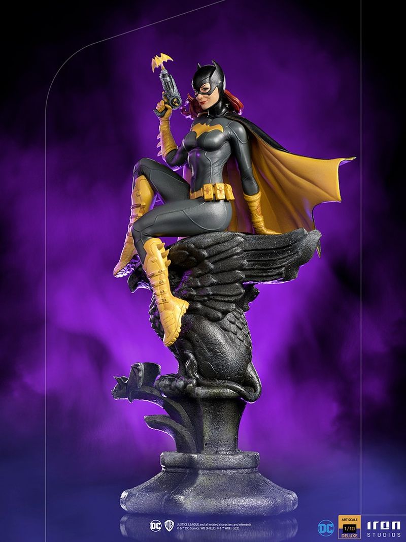 Batman (Grappling Gun) - 10 Gallery Statue