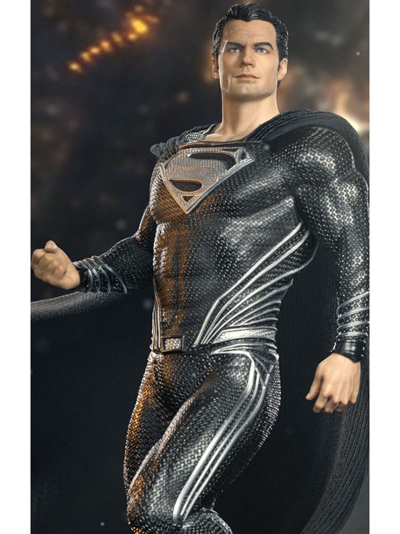 FIRST LOOK: Man of Steel – 1/4 Scale Figure – Black Suit Superman –