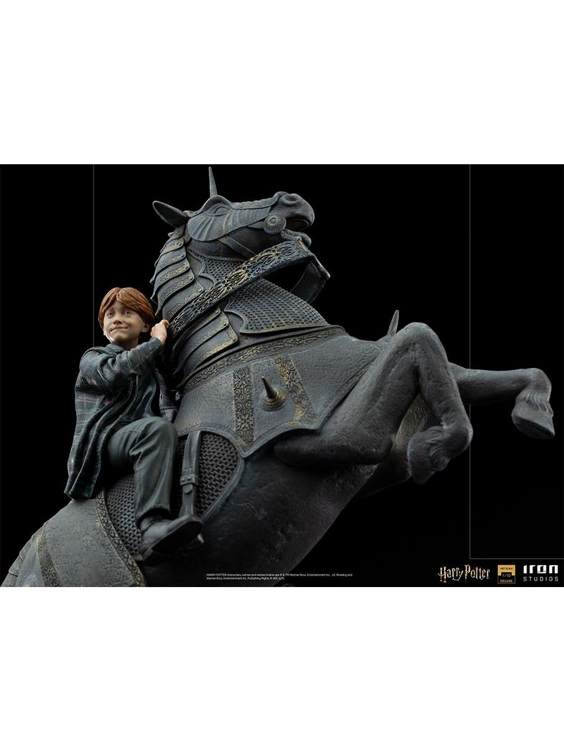 Estátua Ron Weasley at the Wizard Chess Deluxe - Harry Potter - Art Sc -  VESCOMM - A SUA LOJA DE COLECIONÁVEIS