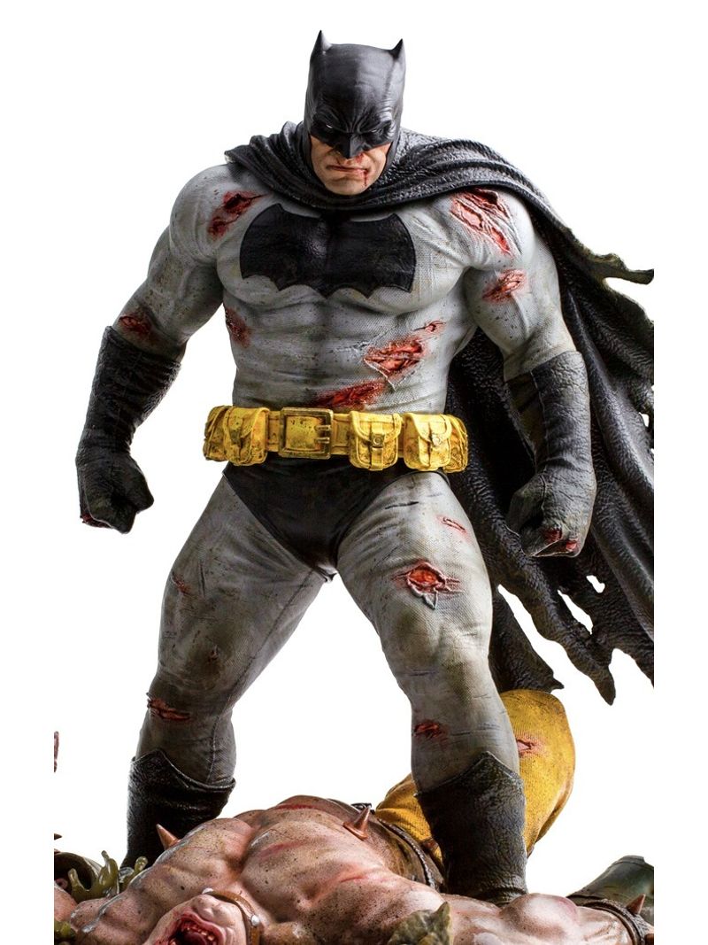 Statue Batman The Dark Knight Returns - DC Comics - 1/6 Diorama - Iron  Studios