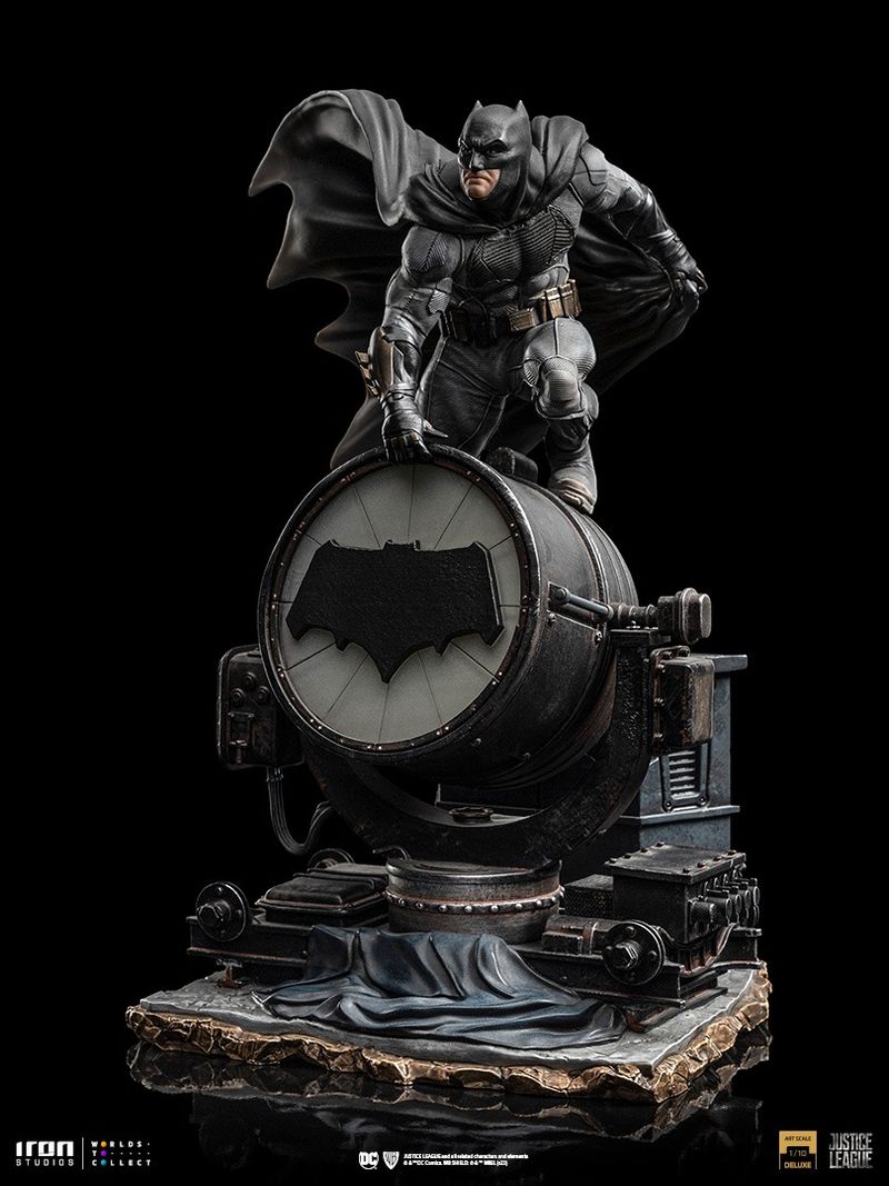 Figurine Batman On Batsignal - Zack Snyder's Justice League - Deluxe Art  Scale 1/10