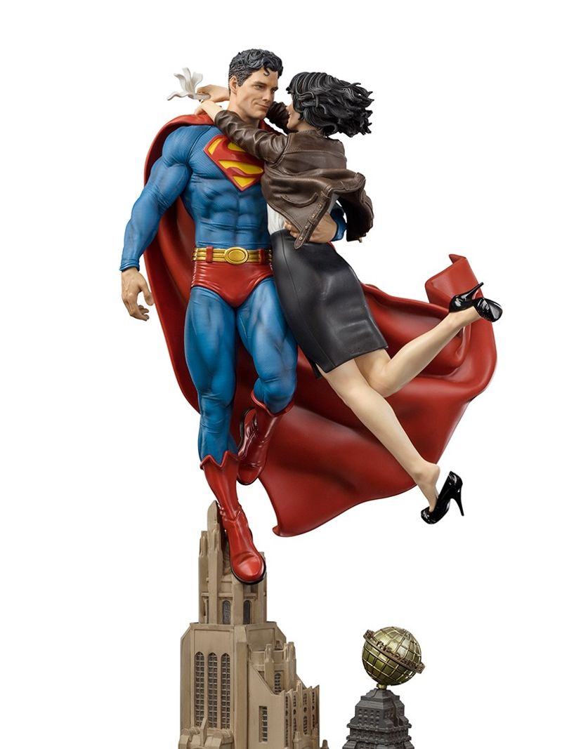 Kal-El & Lois on the Krypton Ship