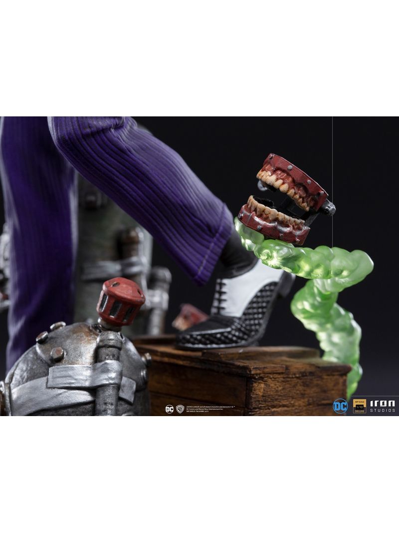 Statue The Joker Deluxe Version - DC Comics - Art Scale 1/10 - Iron Studios