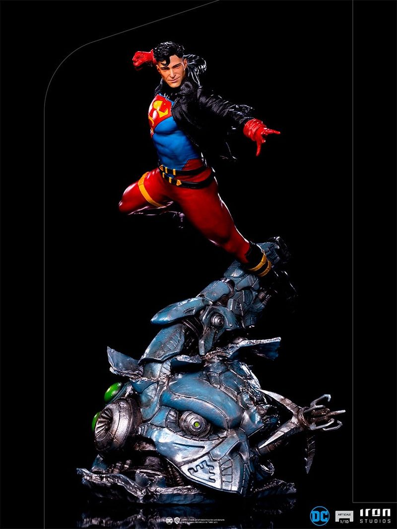 DC Comics Superboy Art Scale 1/10 Statue