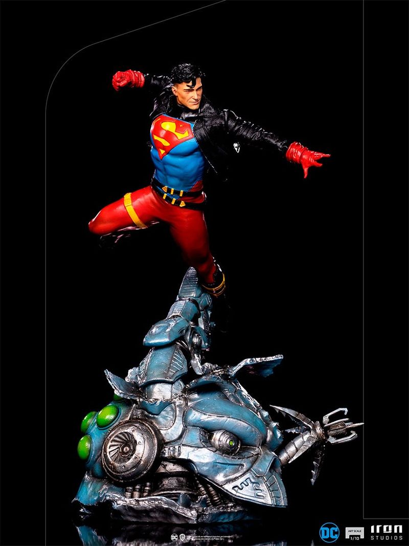 DC Comics Superboy Art Scale 1/10 Statue
