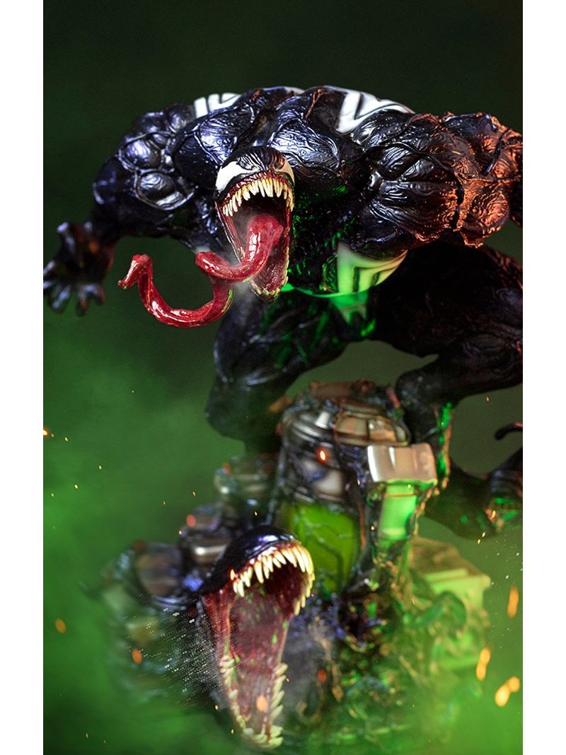 Venom Deluxe Spider-man vs Villains statue - See Details Venom Deluxe Spider-man vs Villains statue - See Details