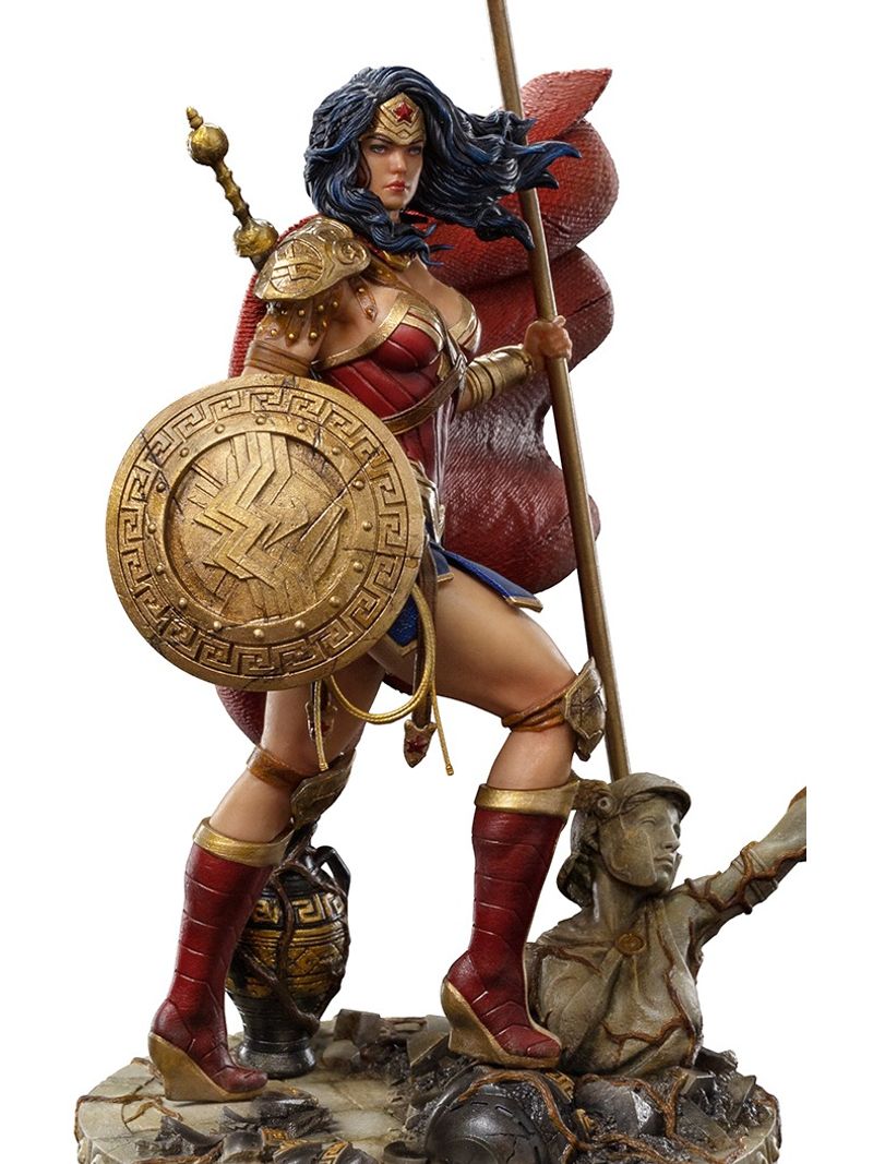 DC Comics Wonder Woman Statue - Queen Studios (Official)