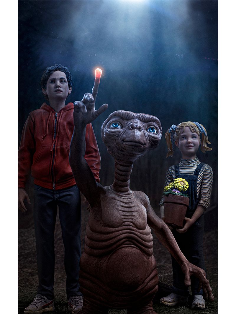 PRE-ORDER: Iron Studios ET the Extra-Terrestrial ET, Elliot, and Gertie  Deluxe Art Scale 1/10 Statue - collectorzown